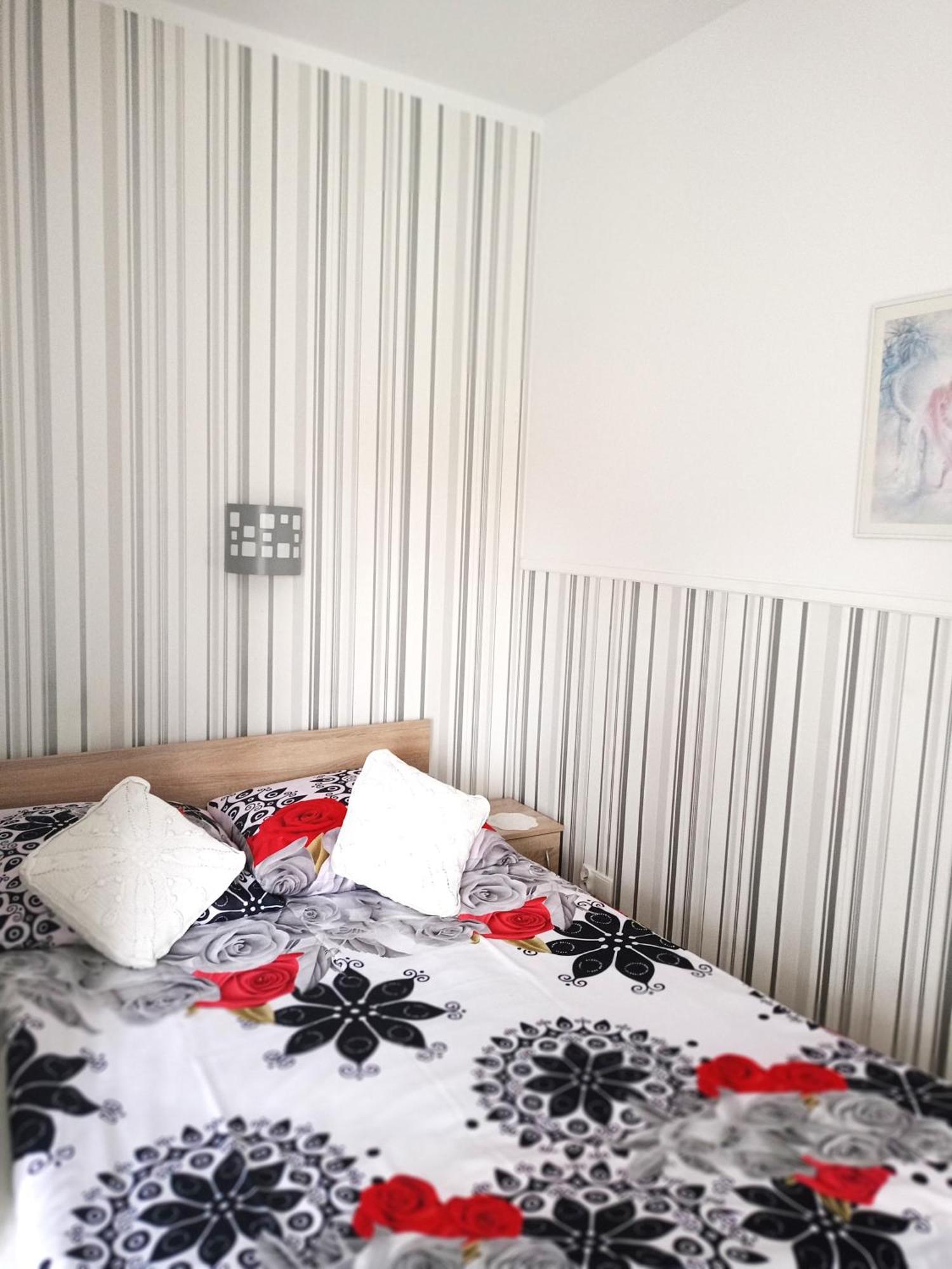 Miramar Apartment Леба Екстериор снимка